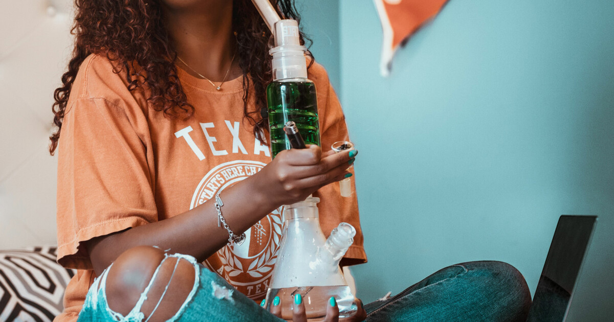 Bong 1 grav 5ymEOMBnEKE unsplash